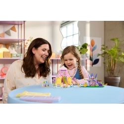 Klocki LEGO 11205 Łakociowa Góra i Kiciowy ogródek KOCI DOMEK GABI